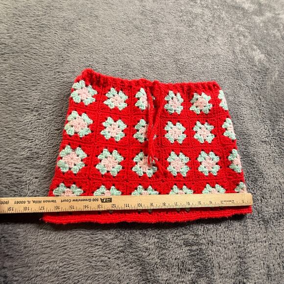 Crochet Knit Granny Square Mini Skirt Womens 24" Red Floral Drawstring Pull On - Picture 4 of 4